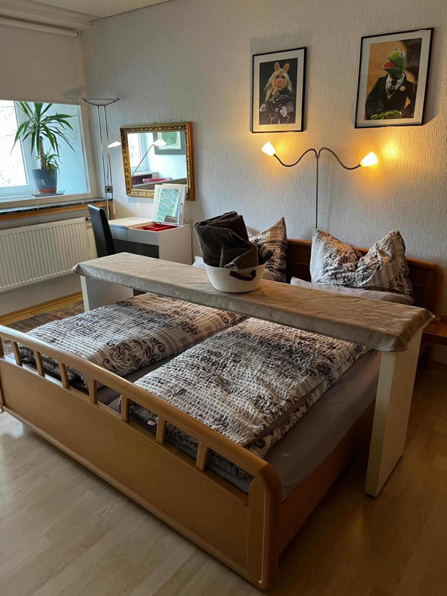 Gemuetliche, Ganze Wohnung In Ruhiger, Zentraler Lage Leverkusen Eksteriør billede
